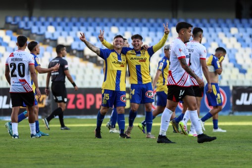 Universidad de Concepción mantiene el liderato